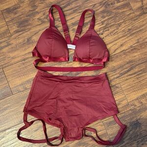 Luna pole Women's Burgundy Strappy pole Set